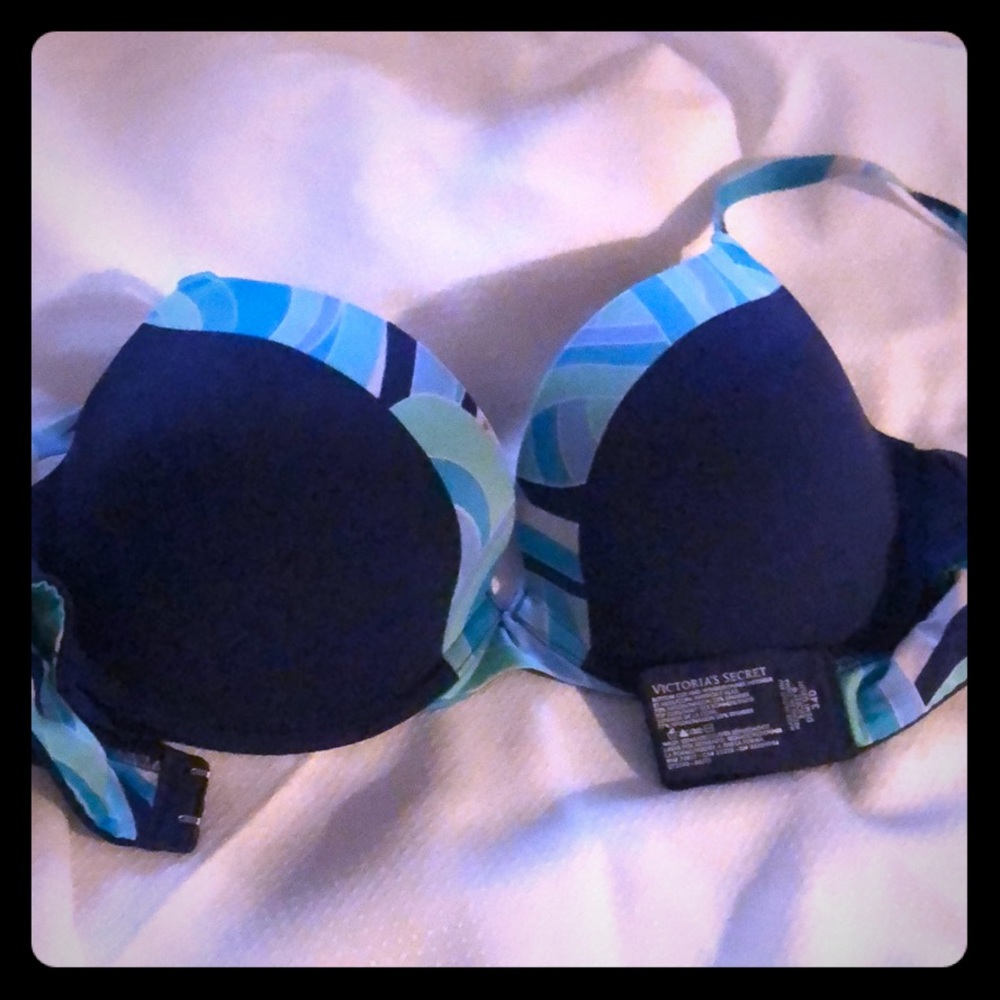 Victoria’s Secret bio fit bra 34D